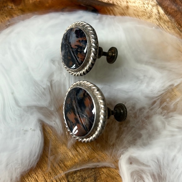 🖤Black & brown stone screw-back earrings - Picture 2 of 11